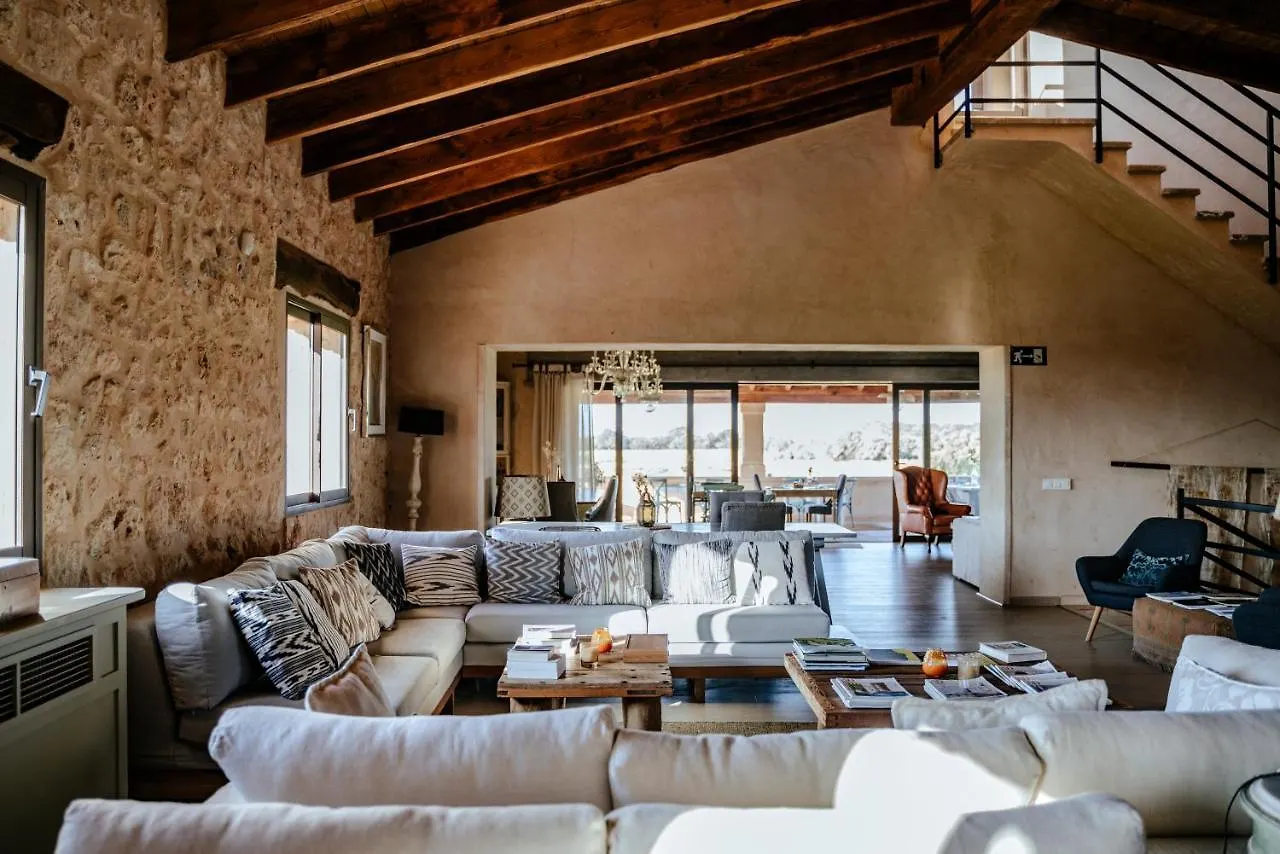 Finca Gomera - Agroturismo Hotel Cala Pi  Spain