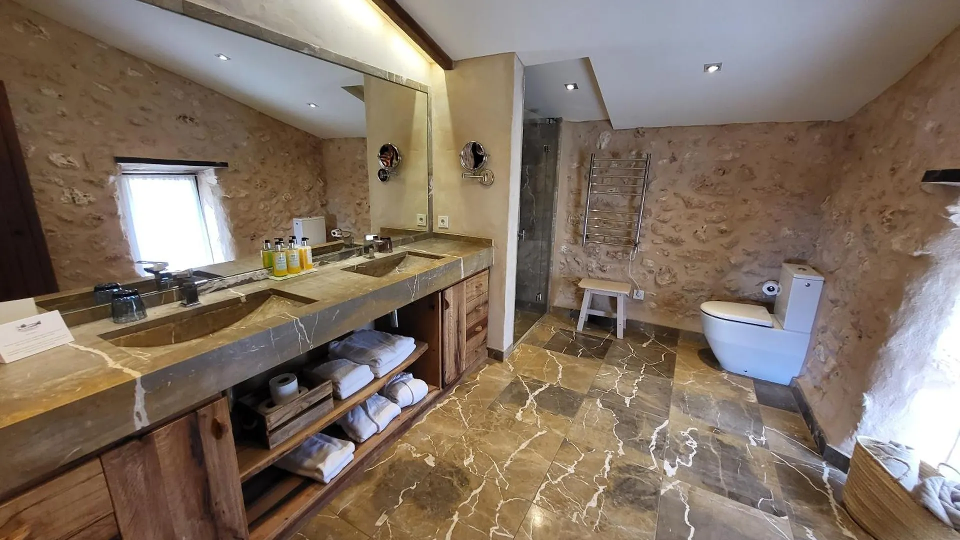 Finca Gomera - Agroturismo Hotel Cala Pi  Spain
